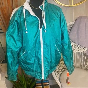 VINTAGE MUST HAVE JACKET! SIZE LARGE